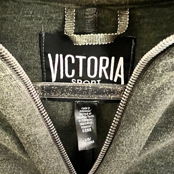 𝅺VICTORIA secret sport jacket - Picture 4 of 5